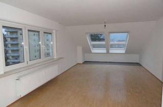 Wohnung mieten in Kurpfalzstraße 57, 69168 Wiesloch, Helle, großzügige 3,5-Zi-Dachgeschoßwohnung mit 2 Bädern