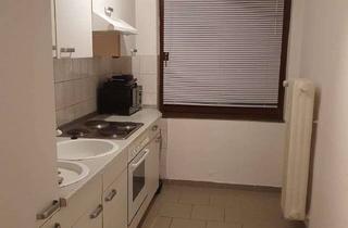 Wohnung mieten in Schönböckener Str. 107, 23556 St. Lorenz Nord, Schönböckener Str. 107, 2 Zi.,ca. 53qm, gr. Wohnzimmer, D.-Bad, EBK, Balkon, FREI zum 01.03.2026