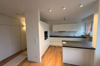 Wohnung mieten in Wackerstraße 10, 88131 Lindau, Frisch kernsanierte 4,5-Zimmer Wohnung im 3. OG mit Garage in Lindau-Aeschach