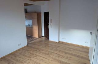 Wohnung mieten in Hamburger Str. 62, 23795 Bad Segeberg, Helle 2-Zimmer Wohnung in Bad Segeberg mit Einbauküche