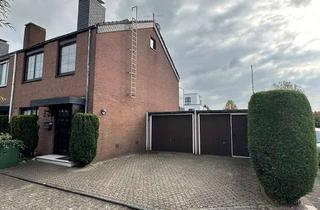 Haus kaufen in Siegstrasse, 50259 Pulheim, Von Privat! 5-Zimmer Reiheneckhaus mit großem Grundstück und 2 Garagen in Sinnersdorf