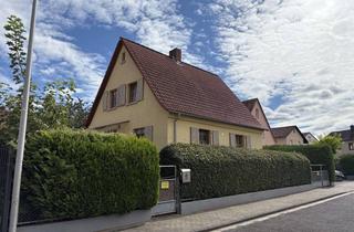 Einfamilienhaus kaufen in Kolpingstr., 63939 Wörth, Einfamilienhaus mit herrlichem Garten und charmantem, stromversorgtem Anbau