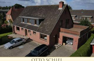 Einfamilienhaus kaufen in 25938 Oldsum, Attraktive Kapitalanlage – Einfamilienhaus mit zwei Einliegerwohnungen und Garage