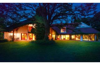 Haus kaufen in 86356 Neusäß, Ein Monument auf einem First Class Grundstück