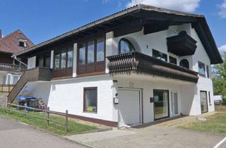 Mehrfamilienhaus kaufen in 79822 Titisee-Neustadt, Ruhe, Natur & Rendite – Haus mit 3 Wohnungen in Titisee