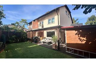 Doppelhaushälfte kaufen in 65779 Kelkheim, Modernisierte Doppelhaushälfte mit Garten, Terrasse und Whirlpool