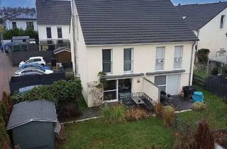 Haus kaufen in 63505 Langenselbold, Familientraum in toller Lage von Langenselbold