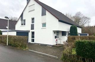 Haus mieten in Am Bergelchen 28, 42699 Ohligs-Aufderhöhe, Seltene Gelegenheit: DHH am Waldrand mit Garten, Garage & Top-Lage in ruhiger Spielstraße