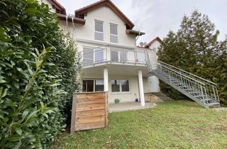 Haus mieten in 73635 Rudersberg, Exquisite DHH BJ 2007 mit hochwertiger EBK, Balkon, Garten und Garage in Rudersberg-Oberndorf