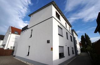 Anlageobjekt in Ringstraße 25, 63533 Mainhausen, Charmantes Mehrfamilienhaus mit 6 Wohneinheiten und Stellplätzen