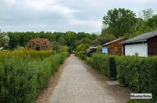 Anlageobjekt in Pfeiffers-See XX, 39217 Plötzky, Wochenendhaus mit gemeinschaftlichen Verkehrsflächen (Anteil) - ruhig gelegen