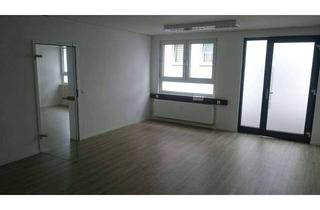 Büro zu mieten in Mangenberger Str. 88, 42655 Solingen-Mitte, Zentral und Kompakt: Bürokomplex in Solingen-Mitte