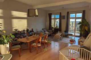 Wohnung mieten in 73732 Esslingen, Helle 4,5-Zimmer Wohnung mit Balkon im 2. OG in Esslingen