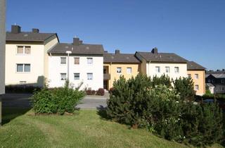 Wohnung mieten in Ziegelackerstr. 13, 95030 Innenstadt, Kleine 3-Zimmer-Wohnung in Neuhof