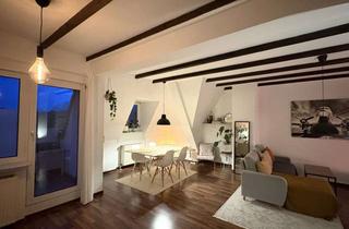 Wohnung mieten in 44801 Querenburg, Helle 2-Zimmer Dachgeschosswohnung in Bochum-Querenburg