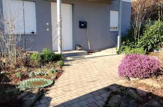 Wohnung mieten in Ruhesteinstr, 76327 Pfinztal, 1-Zimmer Wohnung in Pfinztal mit Terrasse, Stellplatz und Garage