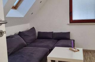 Wohnung mieten in 30853 Langenhagen, Gemütliche 2-Zimmer Dachgeschosswohnung - möbliert - 10min zu S-Bahn