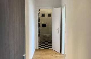 Wohnung mieten in 51379 Opladen, Vollständig renovierte 2-Zimmer-DG-Wohnung mit hochwertiger Einbauküche in Leverkusen Opladen