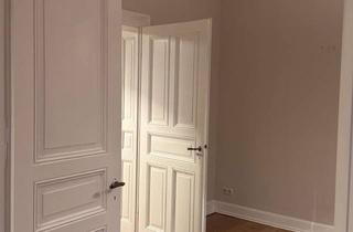 Wohnung mieten in Schiersteiner Strasse 24, 65185 Wiesbaden, 4ZKB, Kernsan. Altbau, Stuck, Echtholzböden, 2 Bäder, Balkone