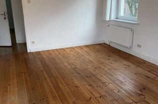 Wohnung mieten in Poelstraße, 25524 Itzehoe, Schöne 2 Zimmer Wohnung nähe Dichterviertel mit Dachterrasse