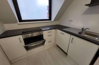 Wohnung mieten in Poststraße, 66115 Saarbrücken, Top-Renovierte, helle 2-ZKB-Dachgeschosswohnung in verkehrsgünstiger Lage von Saarbrücken