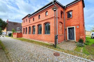 Haus kaufen in 39615 Seehausen, Einzigartiges Esemble - Modernes Loft und historisches Einzeldenkmal auf einem Grundstück