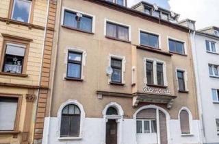 Haus kaufen in Wellesweiler Straße 41, 66538 Neunkirchen, MFH MIT VIEL POTENZIAL