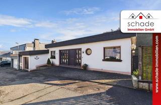 Haus kaufen in 58840 Plettenberg, SCHADE IMMOBILIEN - Architektonisches Highlight mit Blick in die Natur!