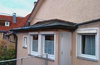 Haus kaufen in 72555 Metzingen, Metzingen - Stadthaus mitten in der Outlet-City