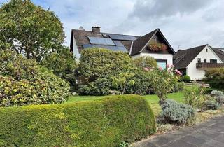 Haus kaufen in 32120 Hiddenhausen, Hiddenhausen - Hiddenhausen - EFH mit Einliegerwohnung