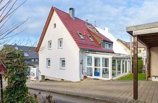 Doppelhaushälfte kaufen in 75181 Pforzheim, Pforzheim - Doppelhaushälfte in ruhiger Lage mit Wintergarten und Carport