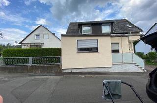 Einfamilienhaus kaufen in 57584 Scheuerfeld, Scheuerfeld - Wir verkaufen ein freistehendes Einfamilienhaus in Wallmenroth .