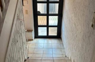 Doppelhaushälfte kaufen in 97450 Arnstein, Arnstein - Doppelhaushälfte mit großer Halle in Arnstein zu verkaufen