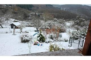 Einfamilienhaus kaufen in 35768 Siegbach, Siegbach - Freistehendes Einfamilienhaus und Nebengebäude in Siegbach