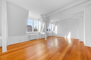 Wohnung kaufen in Lappenbergsallee 40, 20257 Eimsbüttel, Lichtdurchflutete Dachgeschosswohnung in bester Lage! ++courtagefrei++