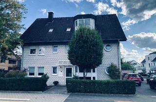 Wohnung kaufen in 53844 Troisdorf, Solide, vermietete EG-Wohnung im verklinkerten Dreifamilienhaus