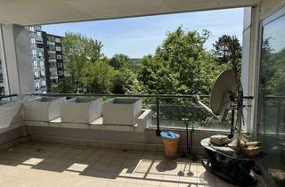 Wohnung kaufen in 61381 Friedrichsdorf, Schön geschnittene 3-Zi.-Wohnung mit tollem Balkon - EBK - Pkw-Stellplatz