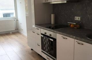 Wohnung mieten in 65760 Eschborn, 1 Zimmer Wohnung mit Einbauküche und Balkon - ideal für Pendler, Singles