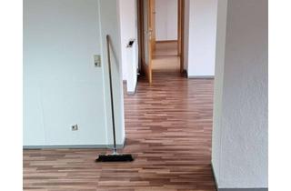 Wohnung mieten in Hauptstraße 39, 66459 Kirkel, Geräumige Dachgeschosswohnung in Kirkel-Limbach