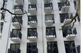 Wohnung mieten in Löwenberger Straße, 10315 Friedrichsfelde, Neuwertige 1-Zimmer Wohnung mit Balkon im 5. OG in Lichtenberg