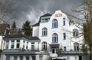 Wohnung mieten in Lorenzstraße, 65582 Diez, Helle 3-Zimmer-Wohnung mit 2 Balkonen in Diezer Altbauvilla