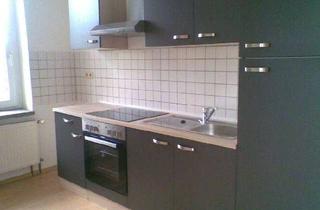 Wohnung mieten in Straße Des Friedens, 09212 Limbach-Oberfrohna, *** Großzügige WG 2-Zimmer mit Wannenbad, Einbauküche und Laminat im Zentrum ***