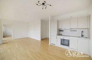 Wohnung mieten in Zimmerstraße 93, 10117 Mitte, Offen geschnittene 2 Zimmer Wohnung mit ca. 62m² und EBK im Dachgeschoss in Berlin-Mitte!