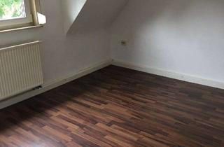 Wohnung mieten in 70435 Zuffenhausen, //Gemütliche 3-Zimmer-Dachgeschoss-Wohnung in Stuttgart-Zuffenhausen// WG-geeignet!