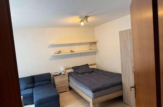 Wohnung mieten in 71069 Sindelfingen, Teilmöbilierte 1,5-Zimmer Wohnung mit Carport in Sindelfingen-Maichingen