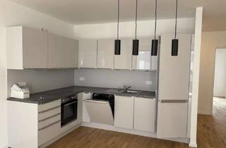 Wohnung mieten in Rosa-Kempf-Straße, 96052 Bamberg, Schöne moderne 4-Zi-Wohnung mit EBK & Balkon