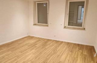 Wohnung mieten in Alexanderplatz 25, 47798 Stadtmitte, Erstbezug nach Sanierung: 40m² am Alexanderplatz in Krefeld