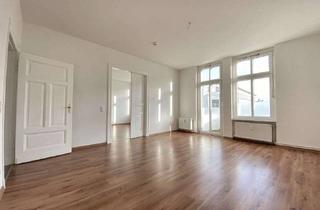Wohnung mieten in Große Diesdorfer Straße 28, 39108 Stadtfeld Ost, Helle Altbau Wohnung mit Balkon im 3. OG in Stadtfeld Ost