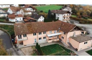 Mehrfamilienhaus kaufen in 94234 Viechtach, Renditestarkes Mehrfamilienhaus mit 5 Einheiten, Gartenfläche und Ausbaupotenzial!