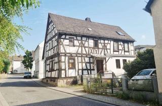 Haus kaufen in 56203 Höhr-Grenzhausen, Höhr-Grenzhausen: Denkmalgeschütztes Fachwerkhaus mit Garten